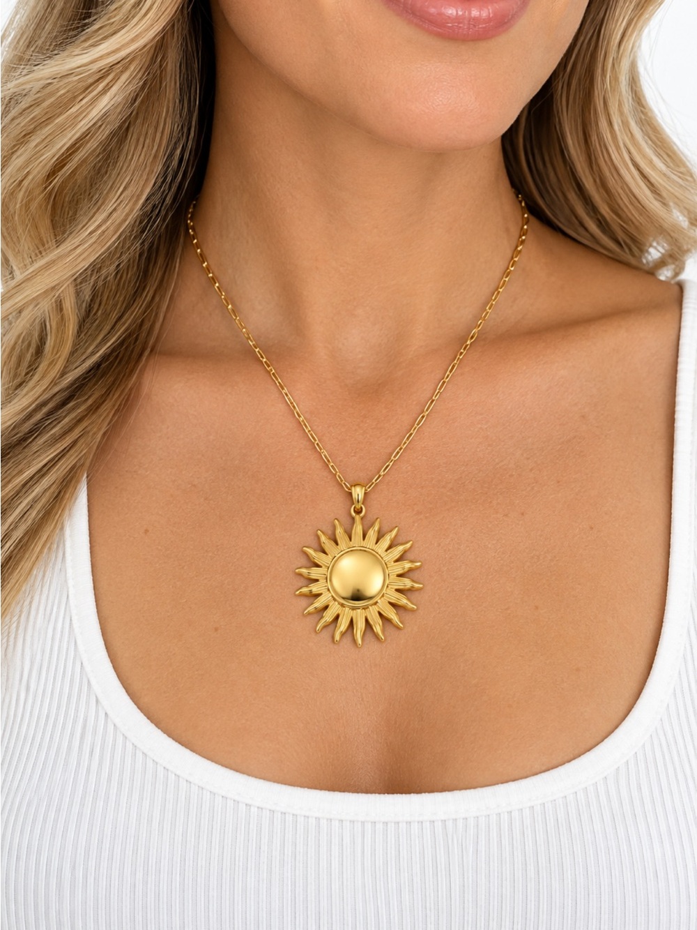 18k Gold Plated Sunburst Pendant Necklace NEW